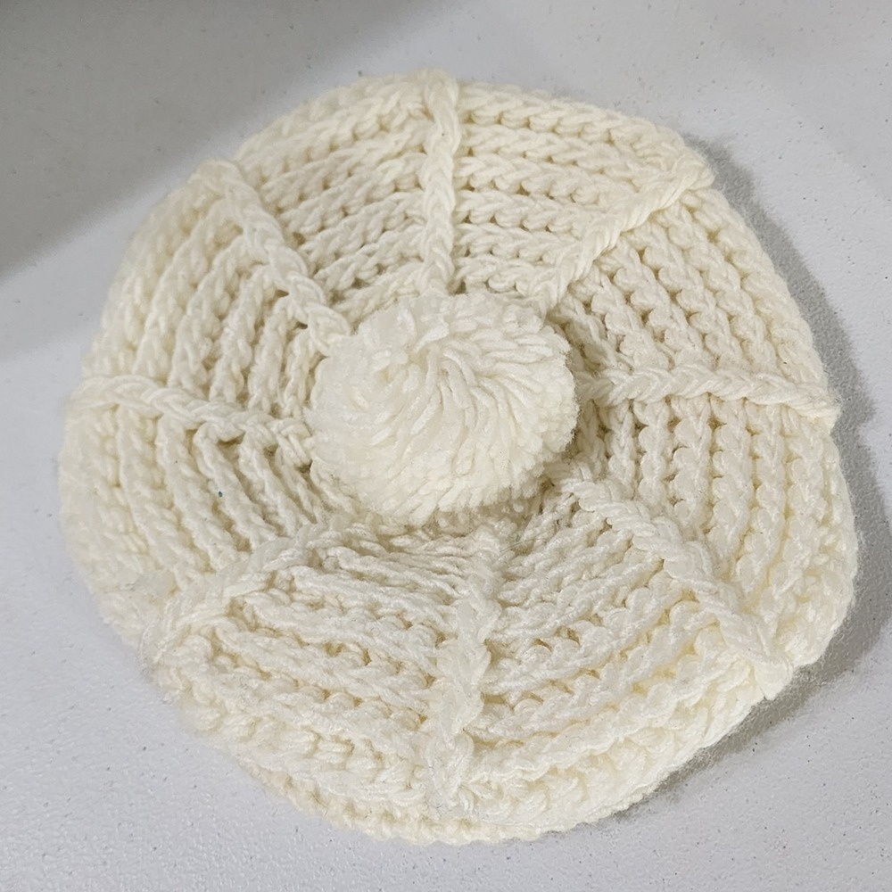 Vintage Hand Crochet Newsboy Cap Ivory White Pom Pom Knit Visor Hat Acrylic - Picture 2 of 9